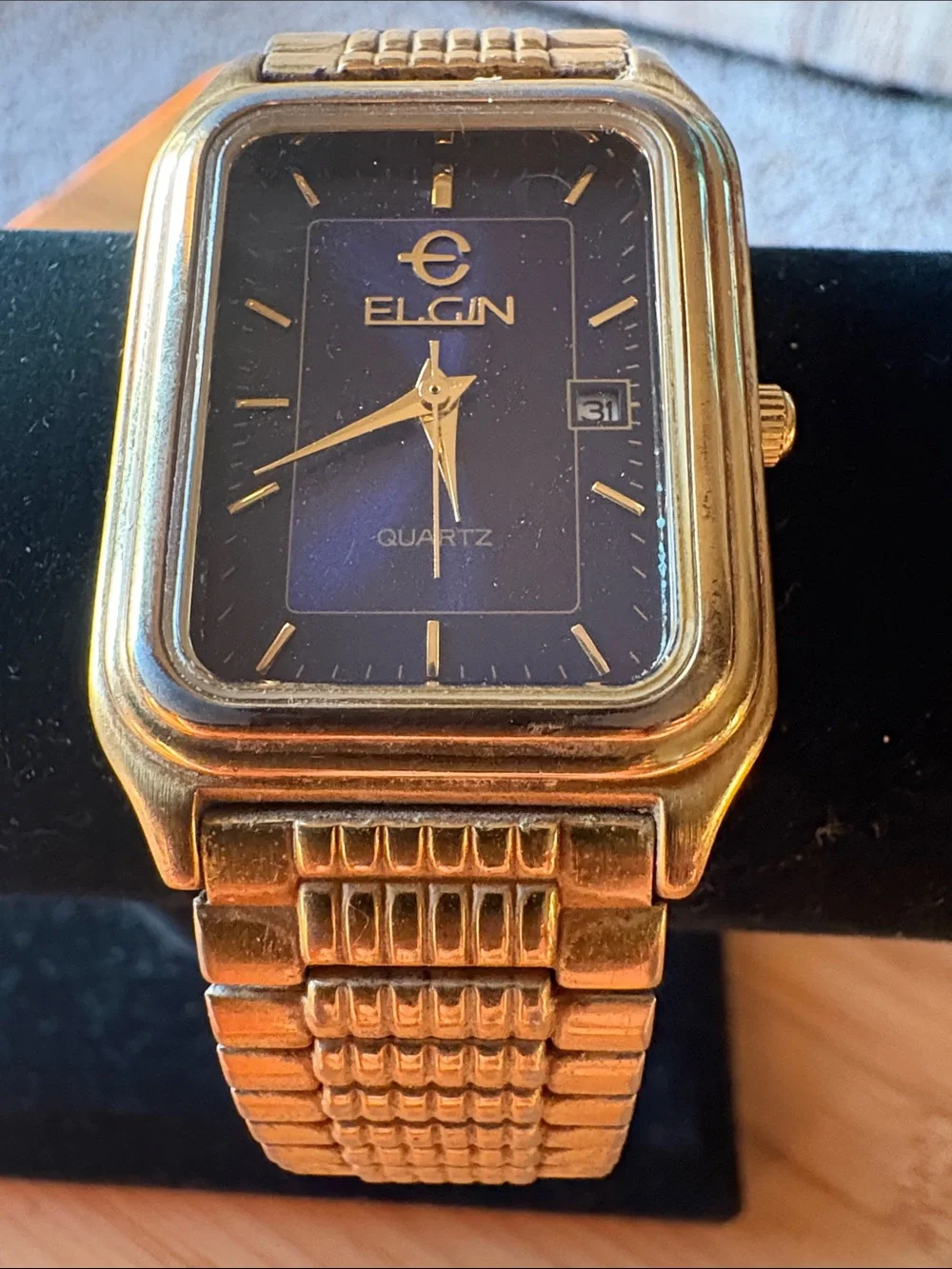 Elgin gold tone
